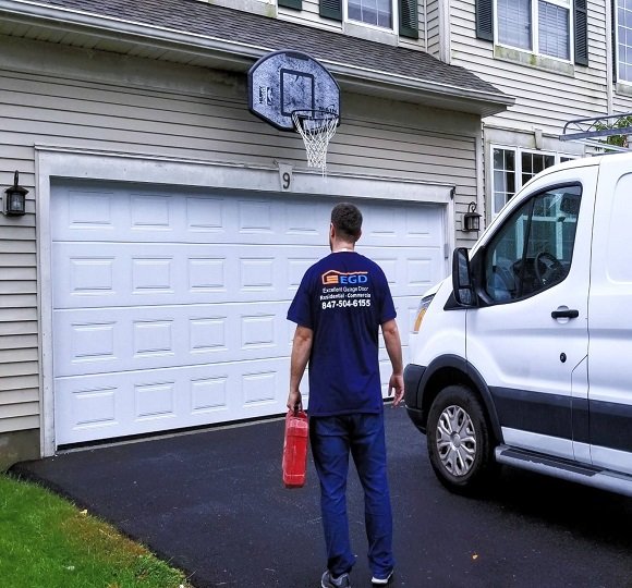 Garage-Door-Services-2.jpg